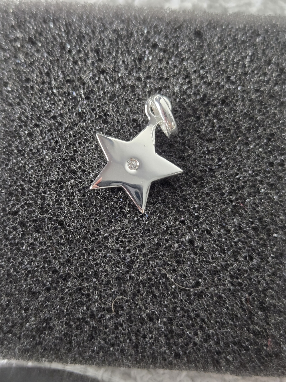 Thomas Sabo White and Black Retail Tag